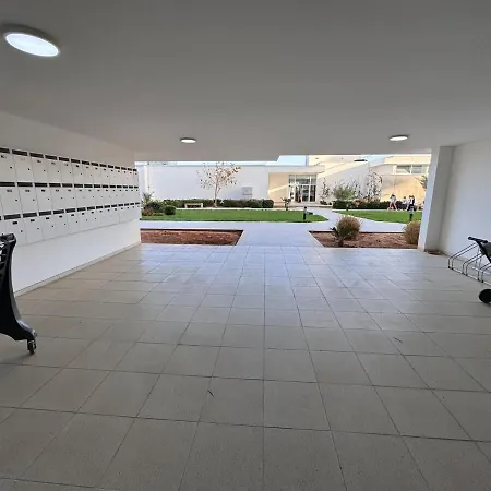 A Peaceful With Sea Views Apartment