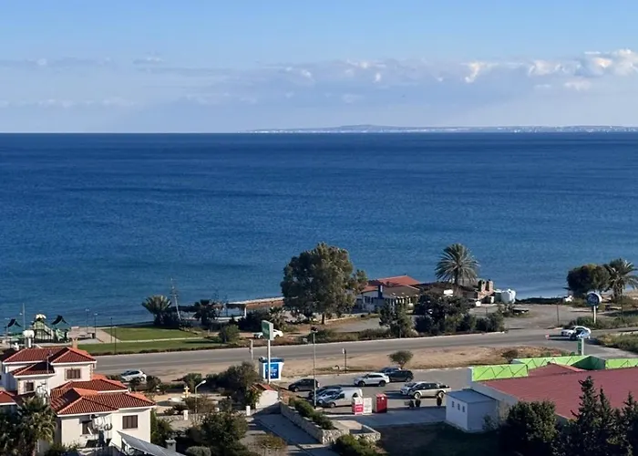 A Peaceful With Sea Views Apartmán *